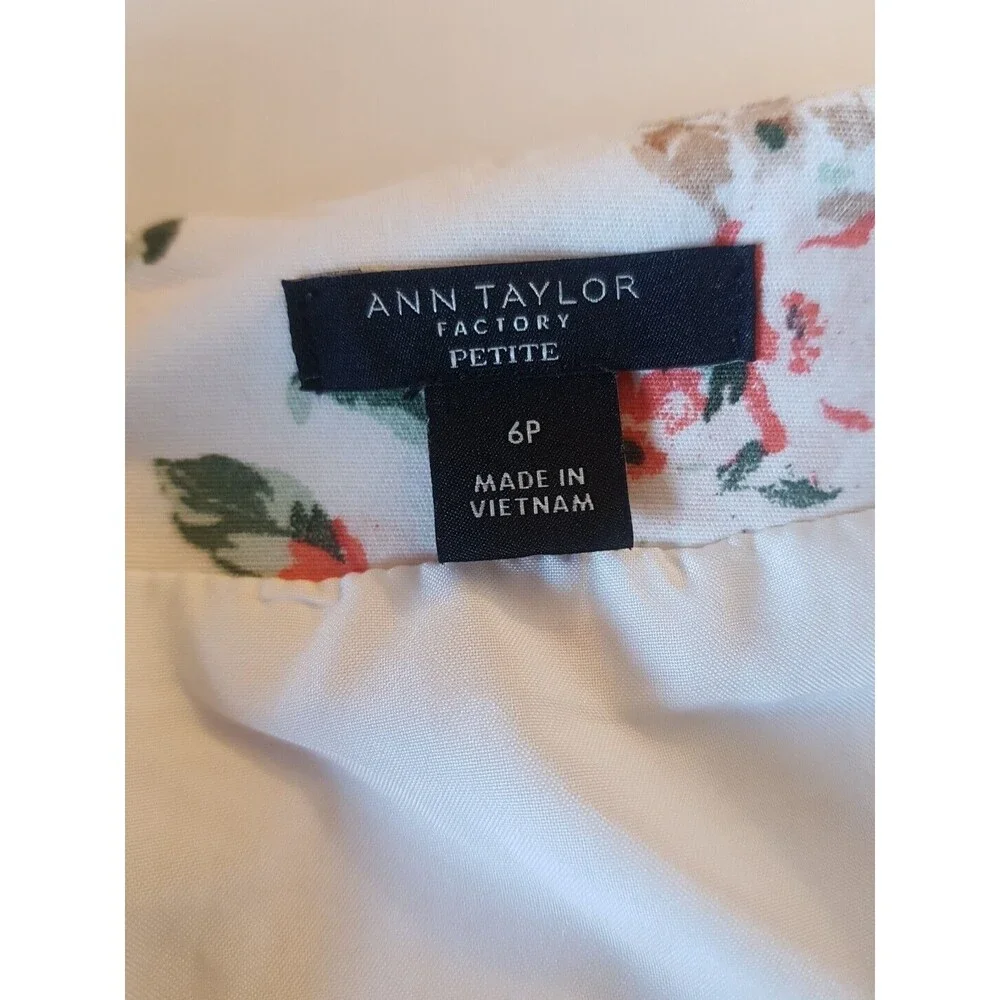 Ann Taylor Factory Womens Skirt Floral Size 6 Petite Slit Office Wear Workcore